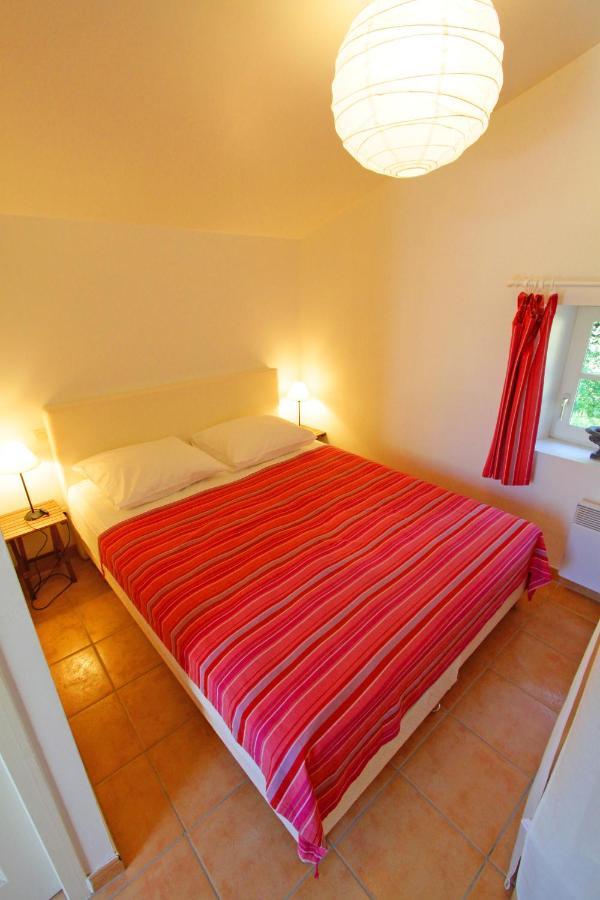 Vila Domaine De Garille Aragon Exteriér fotografie
